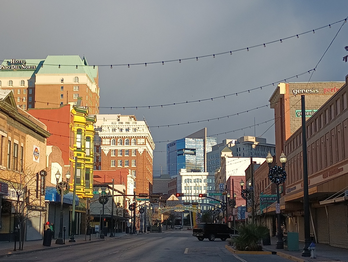 El Paso Scene